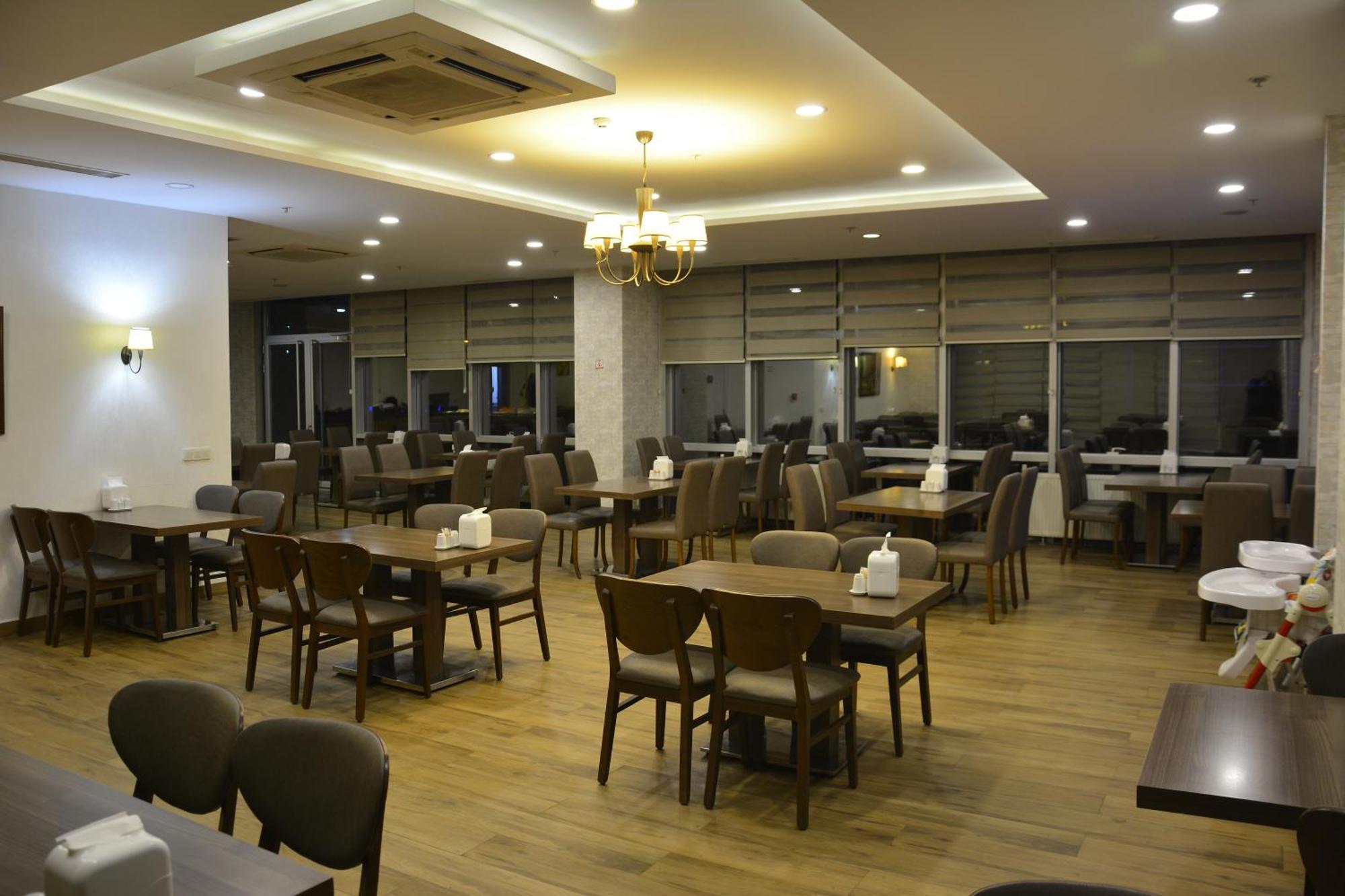 Sarissa Hotel — Photos 2